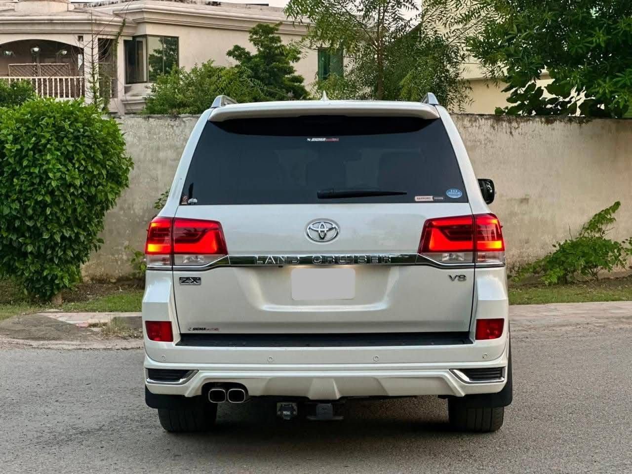 Toyota LandCruiser LC200