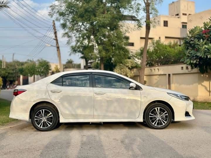 Toyota Corolla 1.6 rent